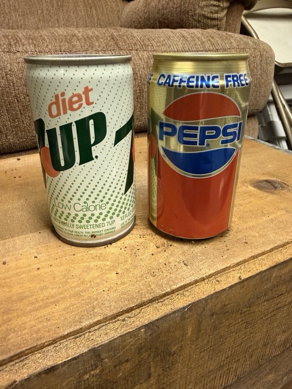 Pepsi Caffeine Free & 7UP 87-91/91-97 Soda Cans! Set Of 2 Never Opened EMPTY
