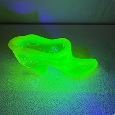 Vintage Mosser Opalescent Vaseline Glass Bow With Scrolls Slipper Boot Glows