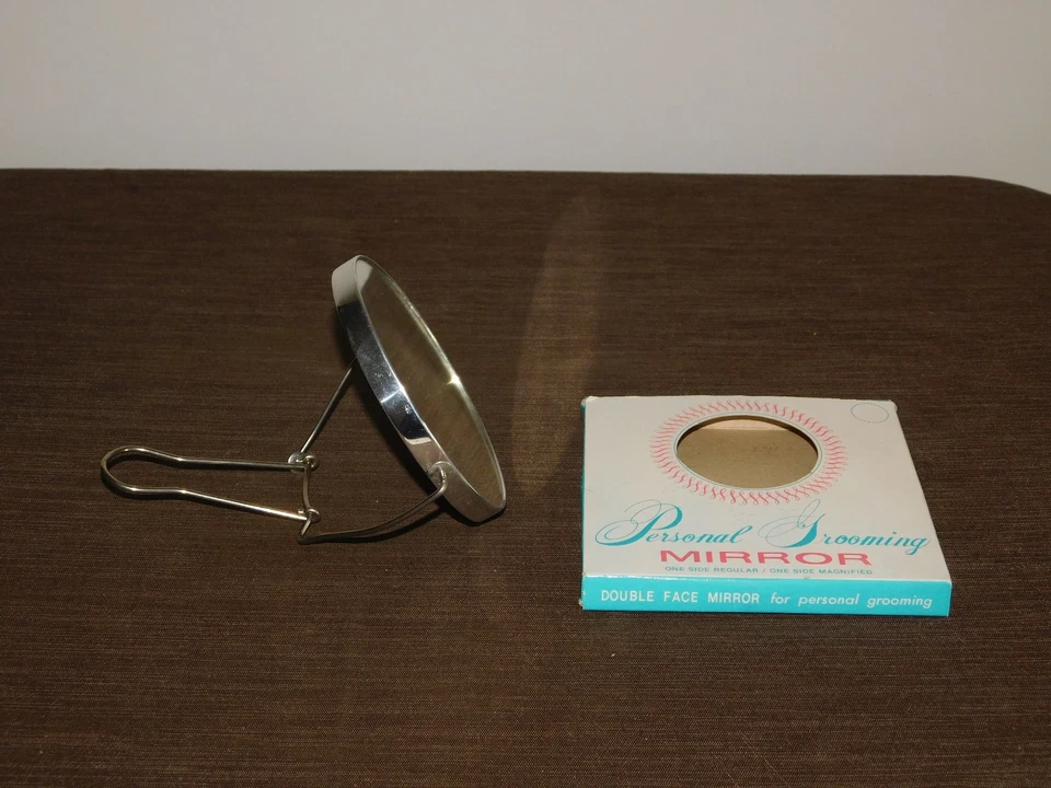 ESPEJO DOBLE CARA MAQUILLAJE ASEO PERSONAL VINTAGE EN CAJA SIN USAR Foto 2 de 4