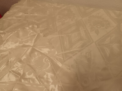 bildschöne bügelfreie Tischdecke ca. 140 x 240 TOP Zustand Creme Weiß Israel