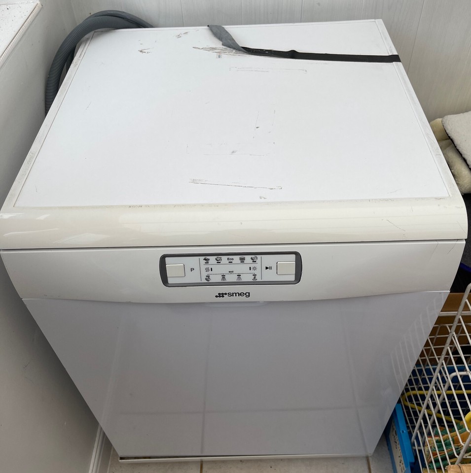 SMEG DFD613W Full size dishwasher with 13 place settings in white eBay