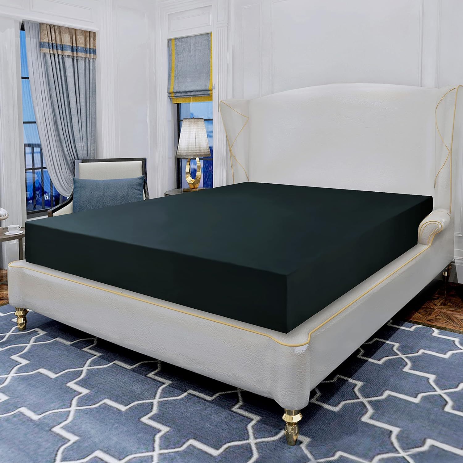 Luxurious Wrinkle Resistant 1500 Thread Count Egyptian Quality 1-Piece Fitted Sh