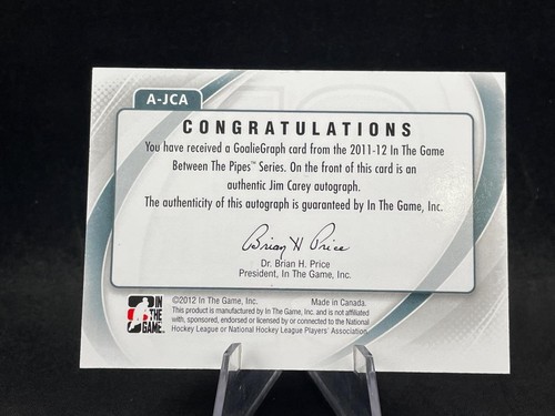 2011-12 ITG IN THE GAME HOCKEY JIM CAREY DECADES 1990s BETWEEN THE PIPES AUTO - Picture 2 of 2