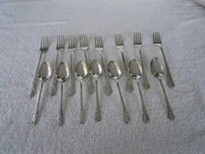 SET OF 15~~VINTAGE [ WM ROGERS MFG.CO ] ORIGINAL ROGERS SILVERPLATED FLATWARE!