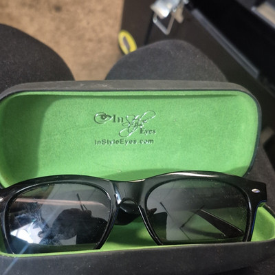 wear iQ Smart Glasses Black Frame 2A5HP-M04 with InStyle Eyes Case
