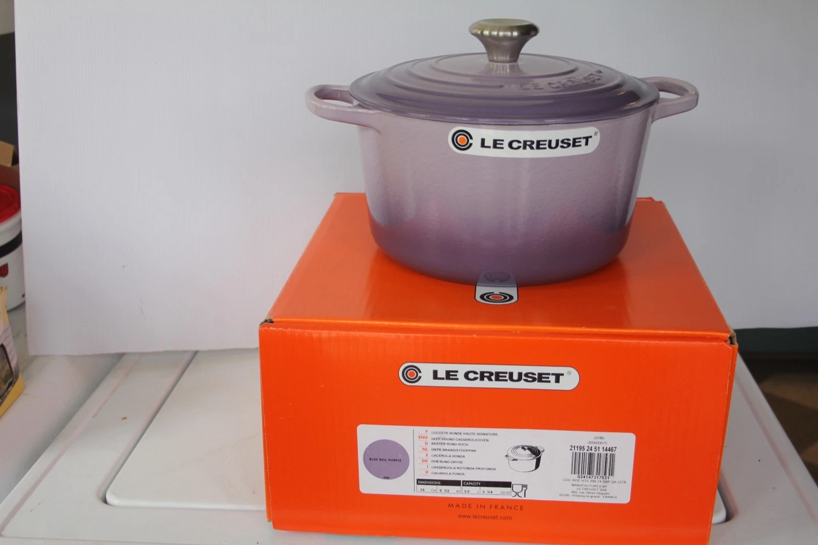 Le Creuset Signature Round Cast Iron Dutch Oven 5.5qt Bluebell Purple New in Box