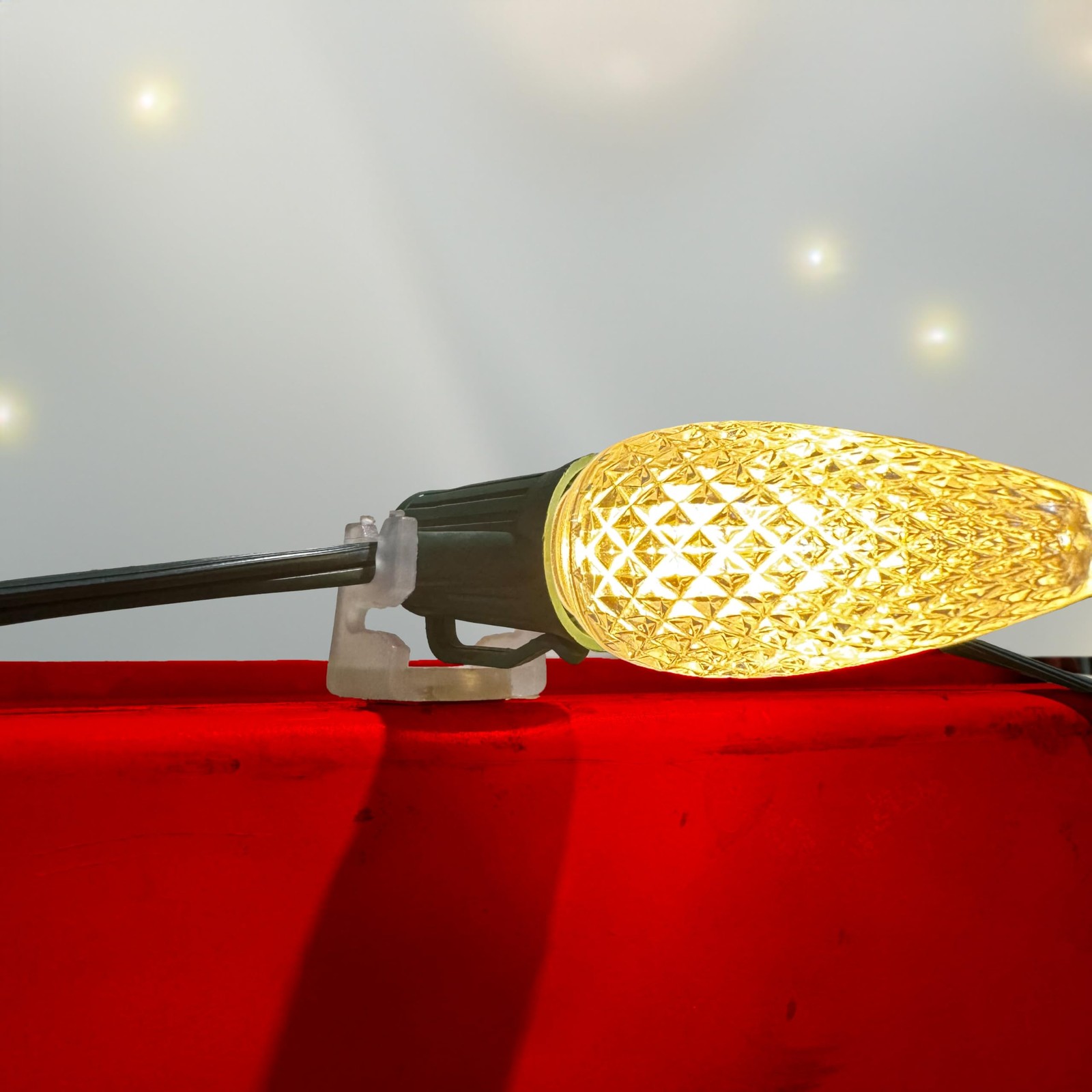 Magnet Clip for C9 Holiday Lighting Sockets, can be Used for Patio Lighting,