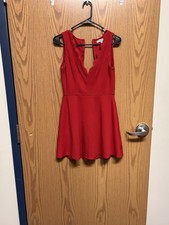  Women's Red Fit & Flare Mini Dress Sleeveless V-Neck S Party/Cocktail