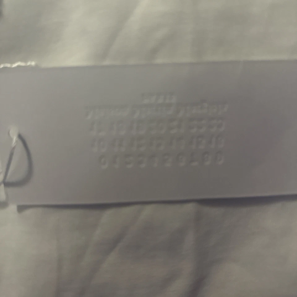 Camiseta para hombre Maison Margiela talla pequeña se ajusta como una mediana Foto 3 de 4