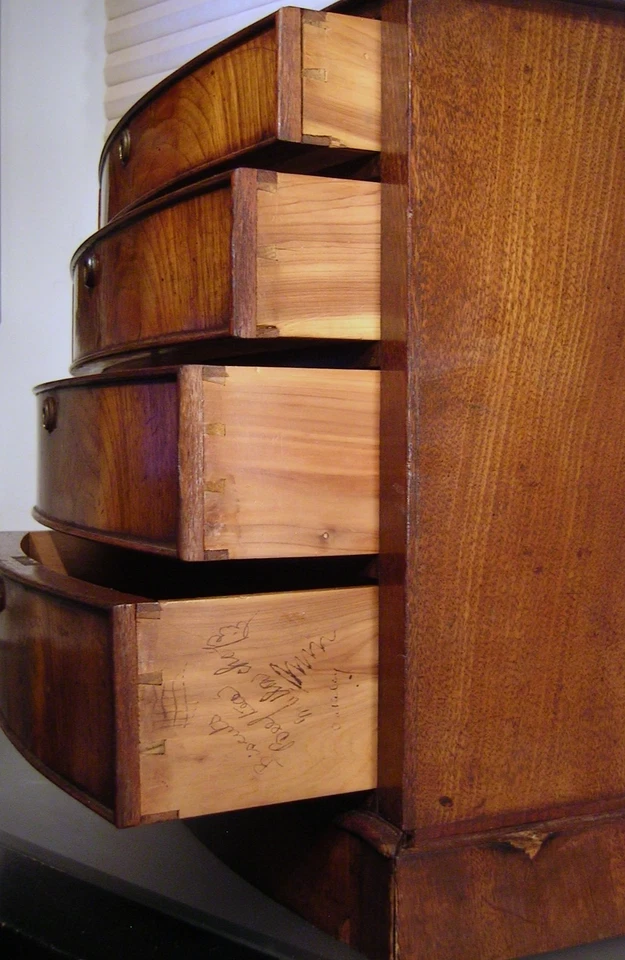 Antique 19th C English Miniature Mahogany Bow Front Chest of Drawers - Image 4 of 4