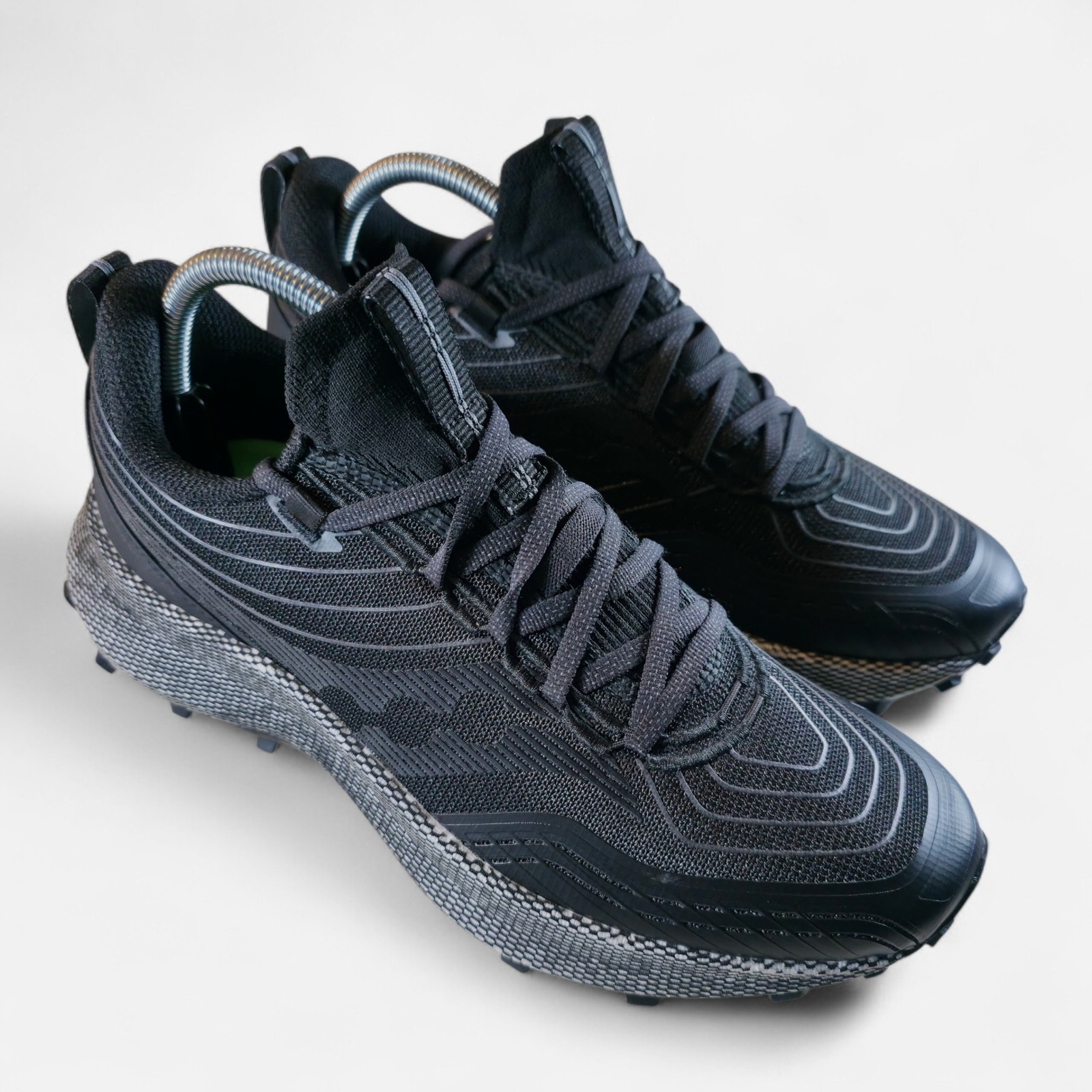 Saucony Mens Endorphin Trail Black Gravel Running Shoes S20647-10 Size 8 New