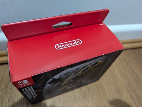 Nintendo Switch Monster Hunter Rise Limited Edition Console +Matching Controller - Picture 3 of 13