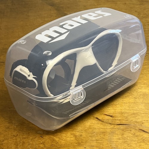 Mares X-Free Scuba and Freedive Mask - White/Black - For Diving and Snorkeling - Picture 9 of 10