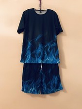 Mens T-shirt and shorts set Size L