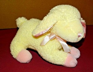 lullaby lamb musical toy