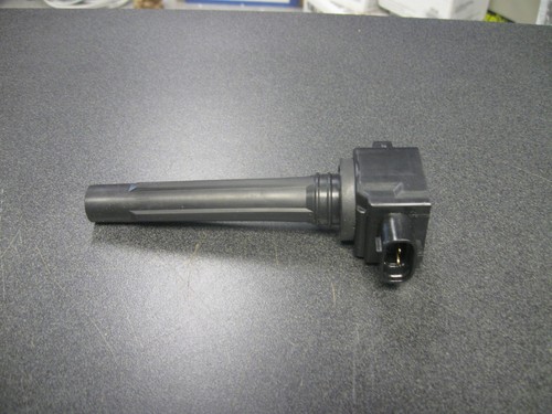 Suzuki Outboard 33410-93J00 250HP Ignition Coil Assembly BIN0309 - Bild 2 von 9
