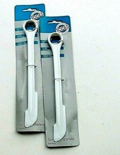 Set of 2 Quality Tools Narrow Spatula Scraper White Plastic Solid Piece 9in