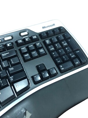 Microsoft Natural Ergonomic Desktop 7000 Wireless Keyboard Mouse