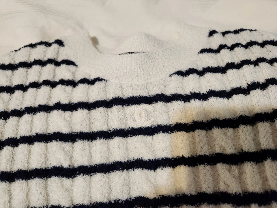 Nuevo Vestido CHANEL Crudo y Azul Marino Espalda Abierta Mangas Cortas - Talla 36 Foto 4 de 4