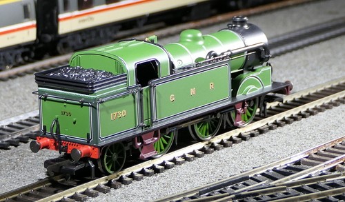 Hornby R2214B GNR N2 Class 0-6-2, 1730 in GNR Green Livery. Excellent+, boxed - Picture 4 of 10