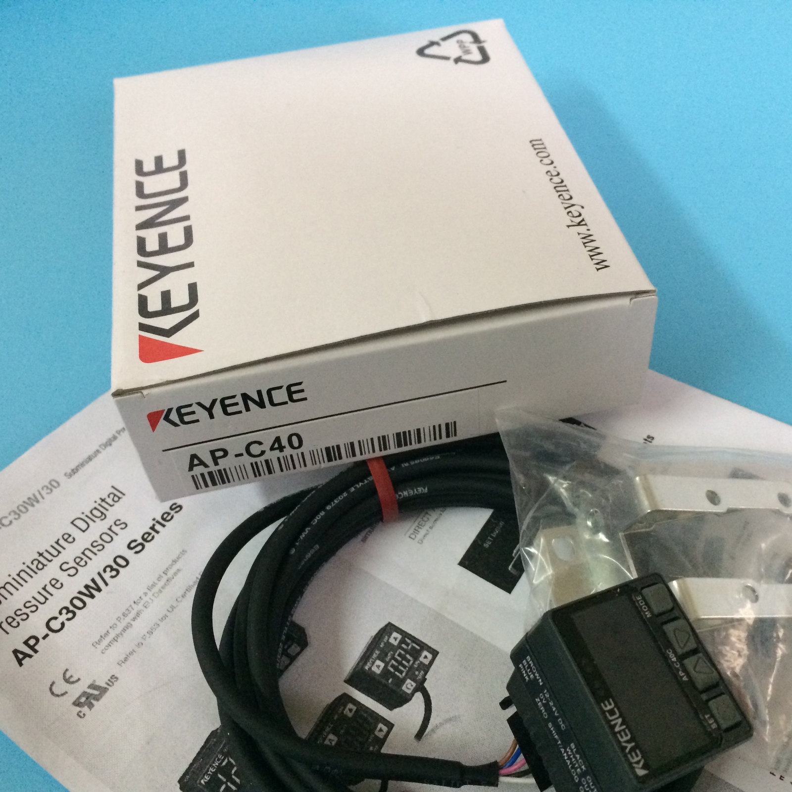 1pc New keyence Pressure switch sensor APC40 SPOT STOCK eBay
