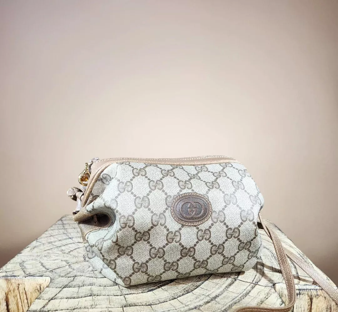 Sac à balles Gucci Supreme 100% authentique