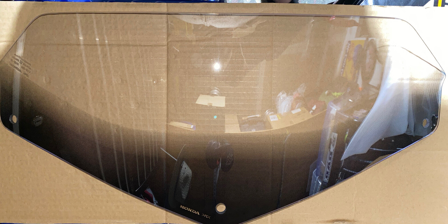 Honda GL1800B F6B OEM Windscreen 20132017 Wind Screen 67101MJG305 Windshield eBay
