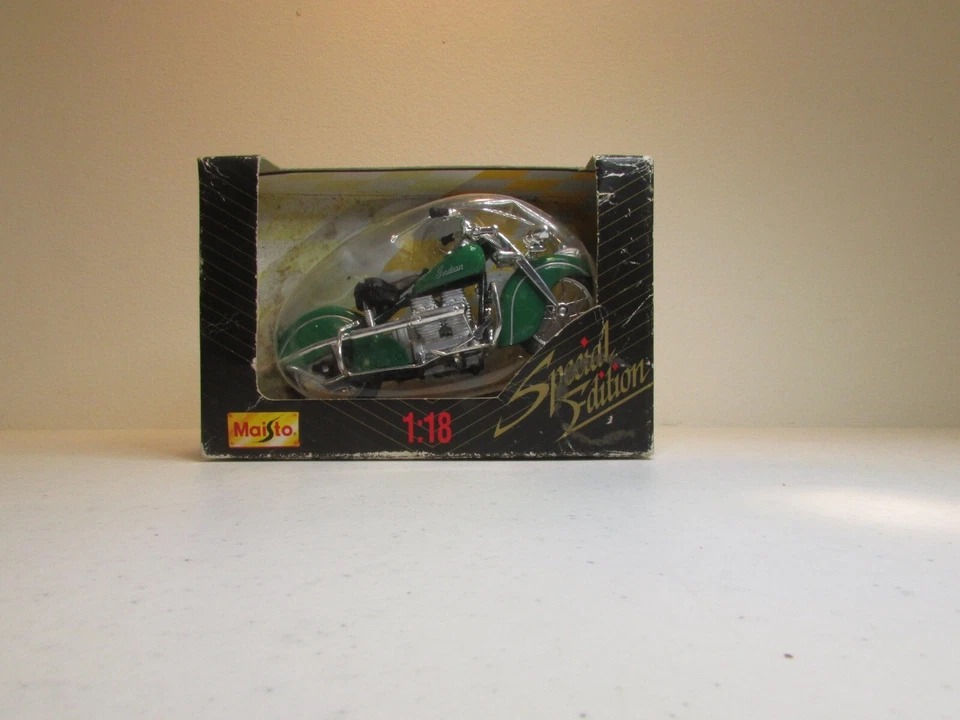 Maisto Honda Shadow 1:18 Special Edition Indian with box - Image 2 of 4