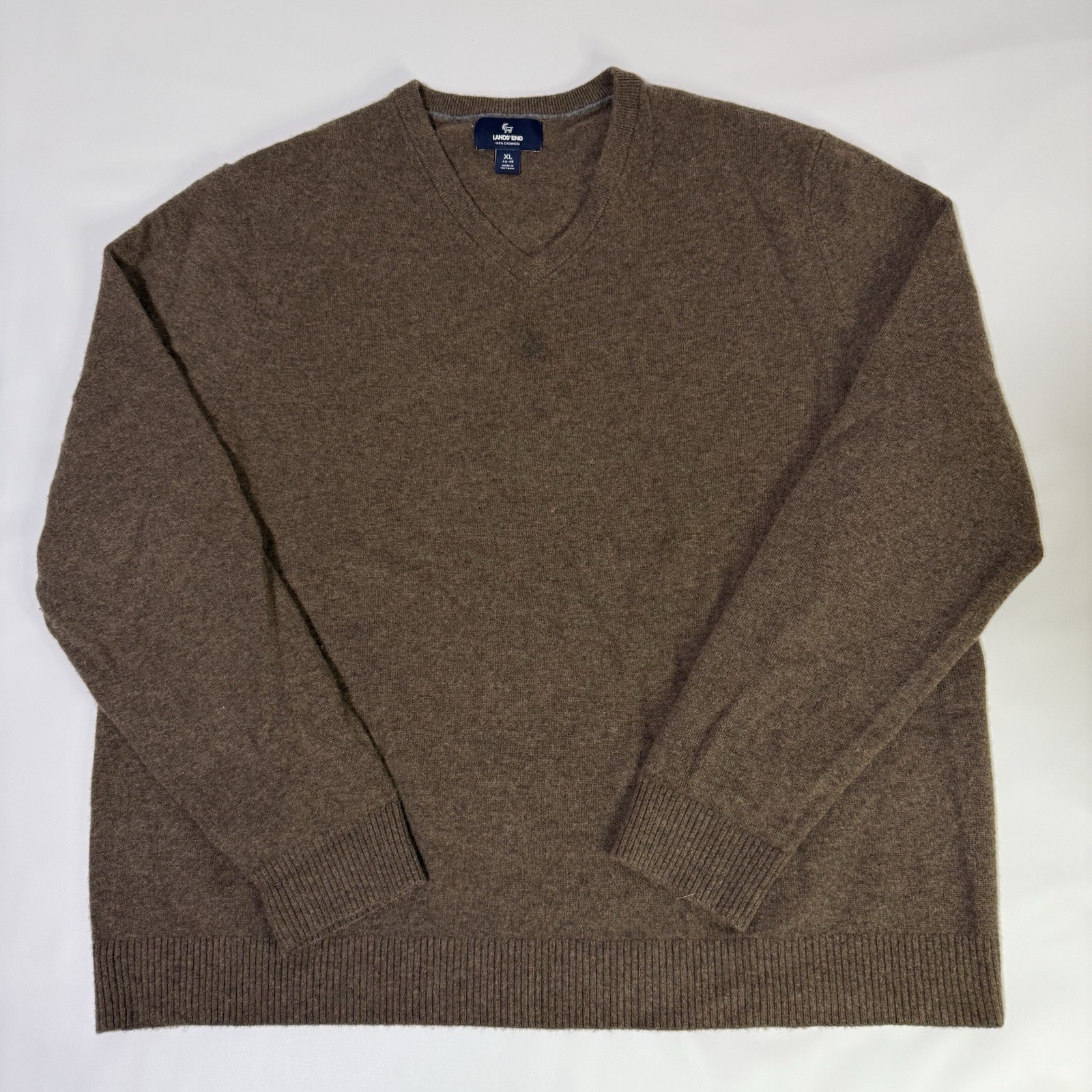 Lands’ End Men’s XL 100% Cashmere V Neck Sweater Brown