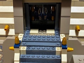 LEGO 7327 Scorpion Pyramid Pharaoh's Quest 2011