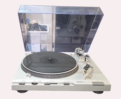 Technics SL-D3 Direct Drive Turntable Pickering XV-15 Cartridge Japan