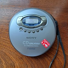 Sony D-FJ61 CD Walkman Portable CD Player FM/AM Radio Tested Works PLEASE READ