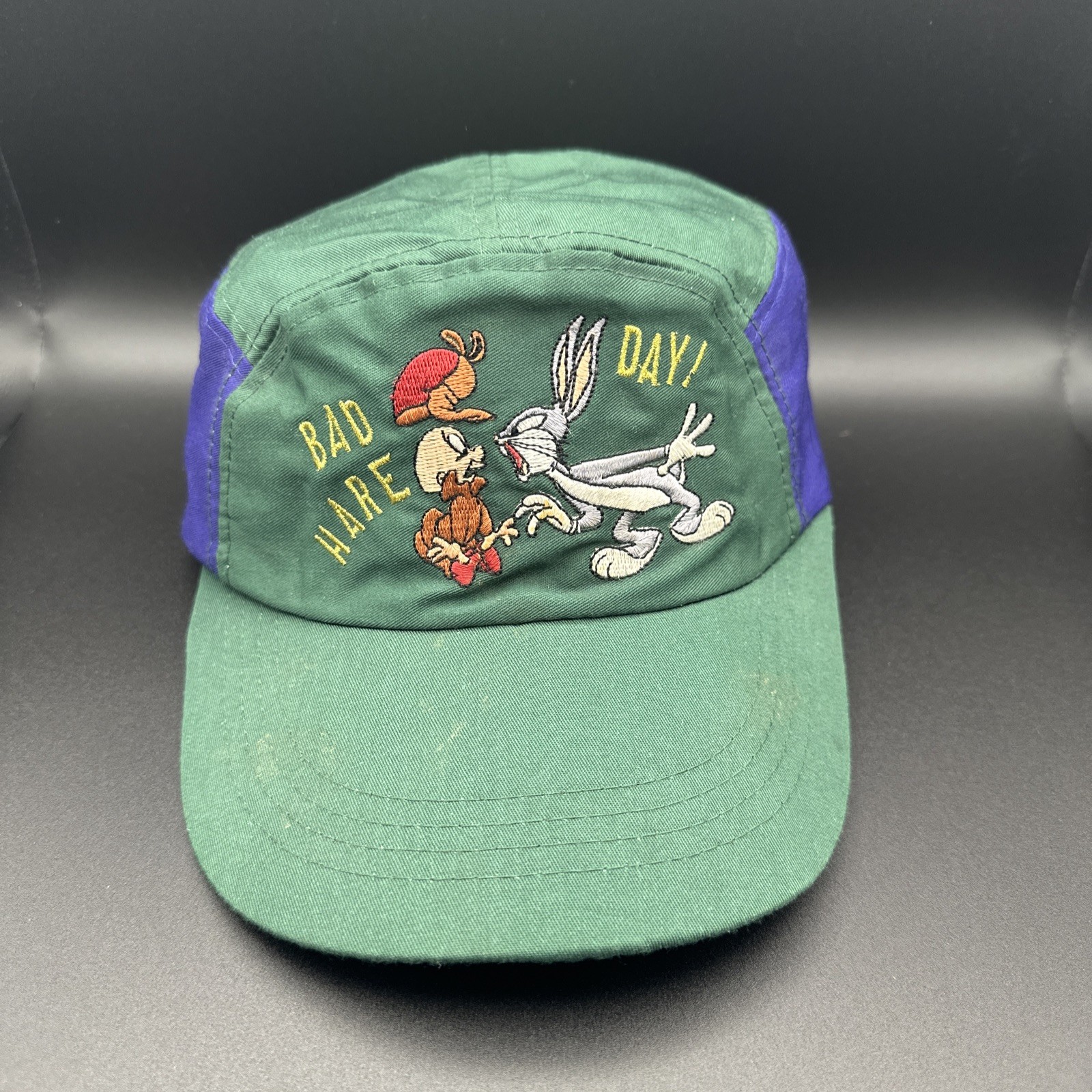 Vintage Looney Tunes Embroidered Trucker Hat Bugs Bunny Elmer Fudd Bad Hare Day