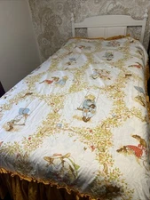 Vintage 70s Holly Hobby Canopy Bed cover 57 x 81. Cottagecore Prairie
