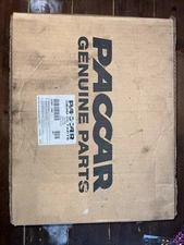 PACCAR OEM Air Filter D37-1046