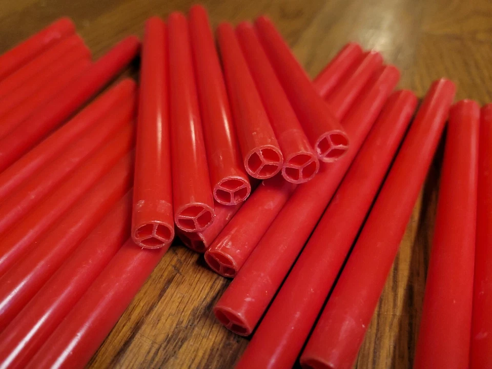 Set of 50 SUPERSTRUCTS Red Rod Connector Pieces Building Construction Plastic - Image 4 of 4