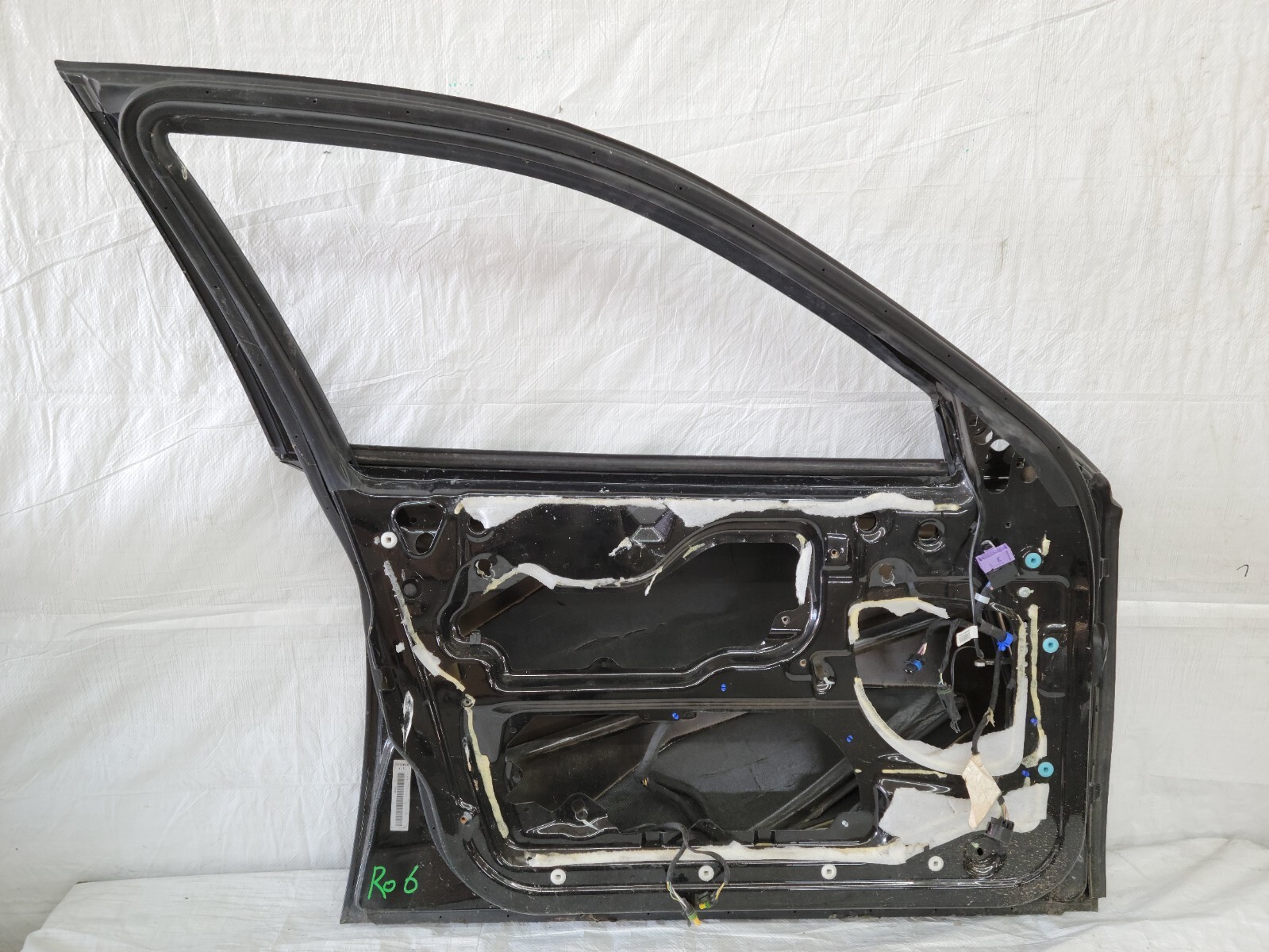 2005-2008 Maserati Quattroporte Front Left Door Shell Panel Black OEM