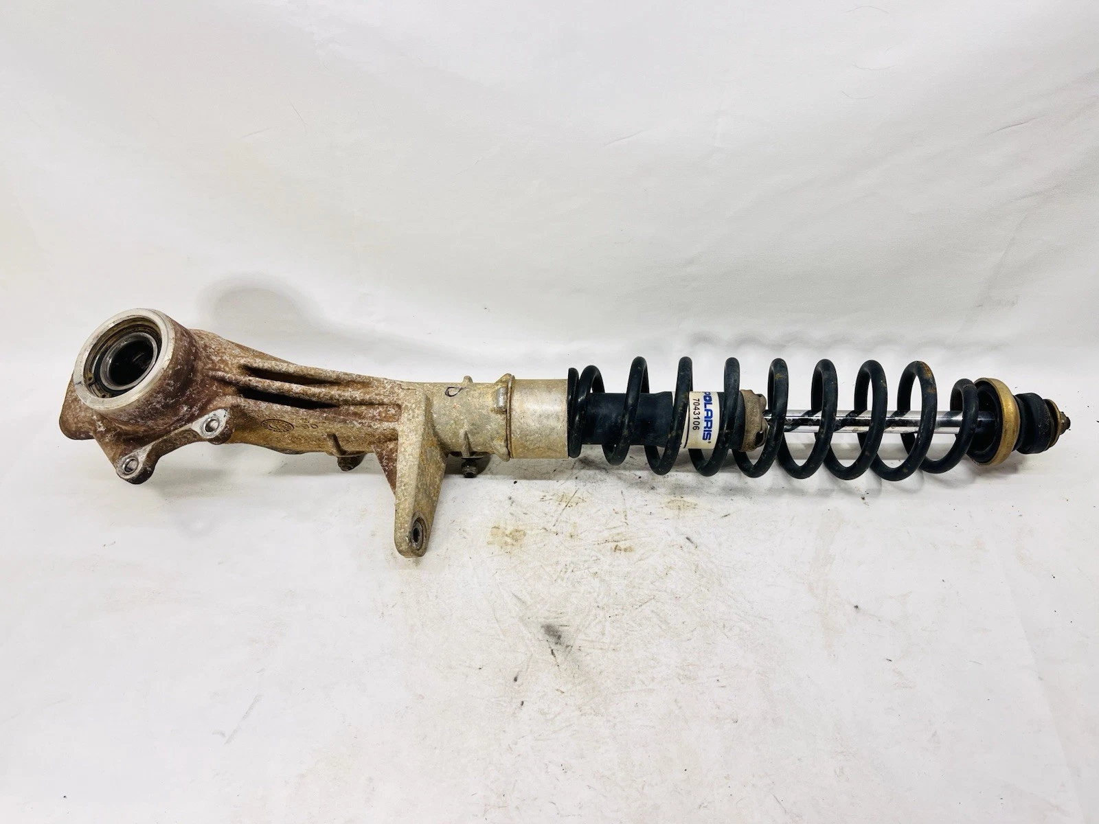 2008-2010 Polaris Ranger 800 EFI Front Driver Side Strut Axle Carrier
