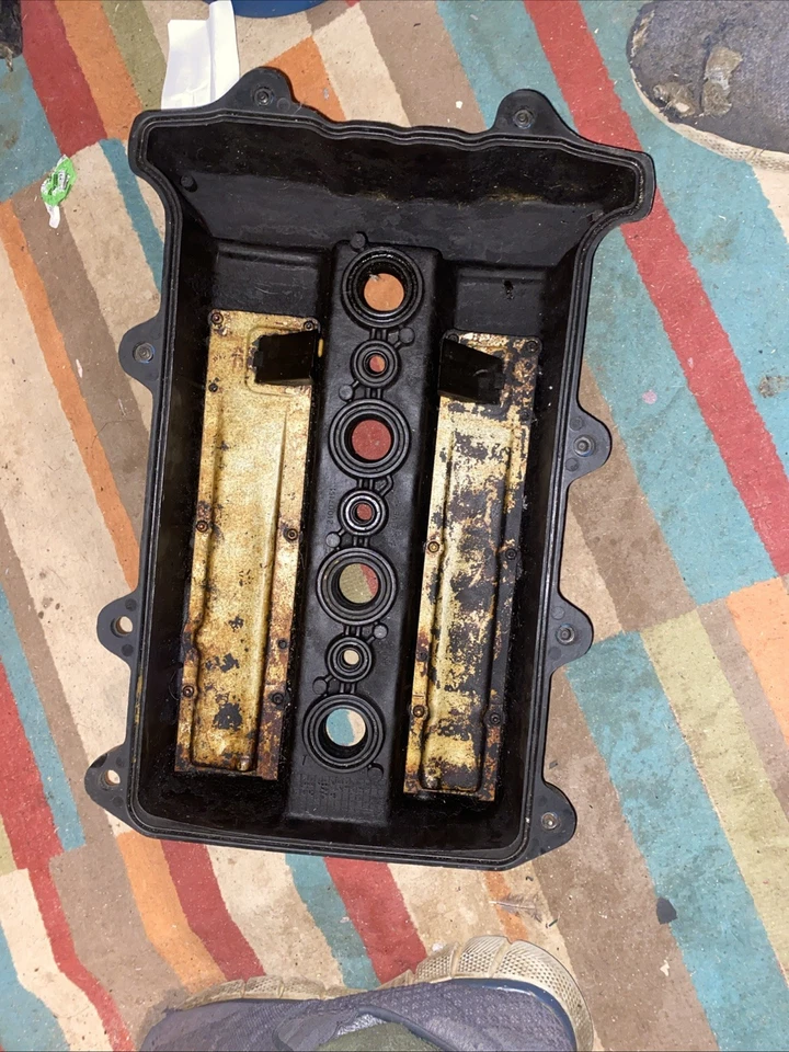 土星 1.9 DOHC 双凸轮阀盖 1996 - 1998 阅读 Sl2 Sc2 Sw2 — 第 2/2 张图片