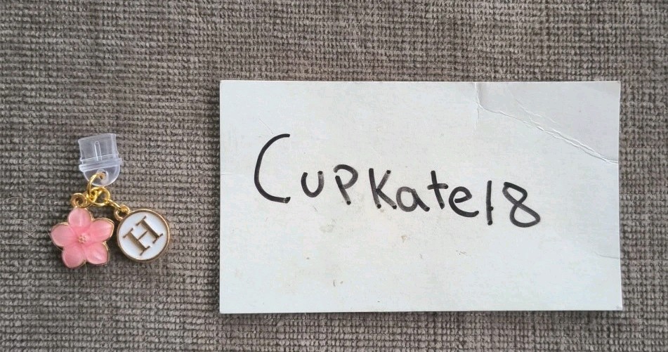 USB Type-C Dust Plug with Letter H & Pink Flower Charms Plastic Protector Phone