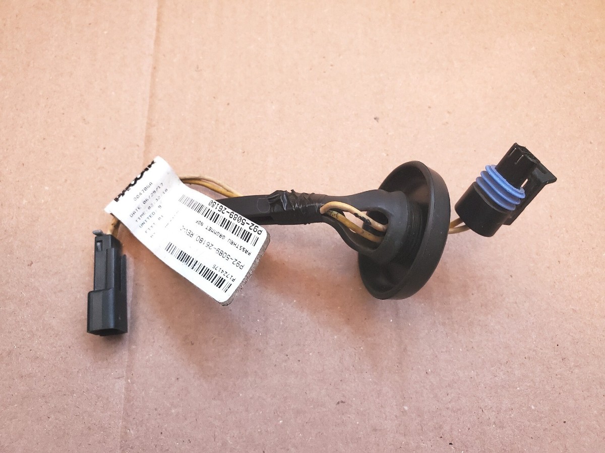 PACCAR P92-5089-26180 Passthrough Jumper Harness w/ Grommet