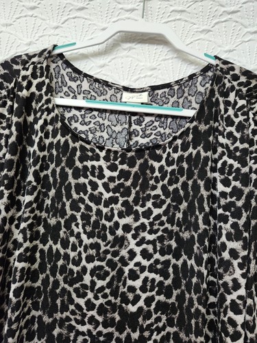 Womens Blouse Jaclyn Smith 3X Multicolor Animal Print Good Condition - Picture 2 of 6