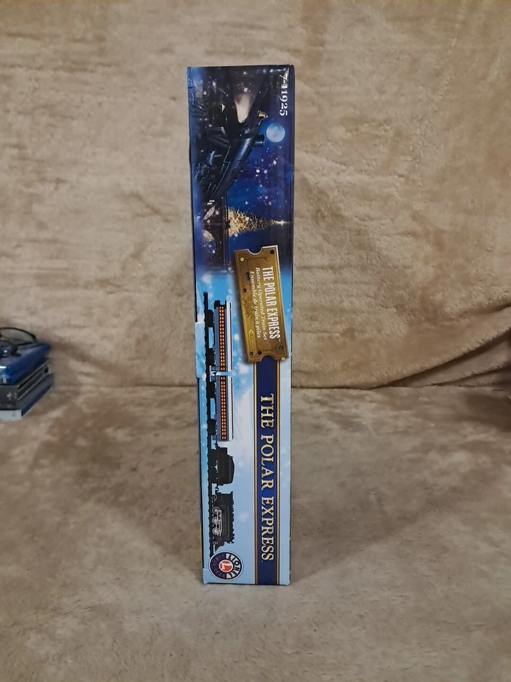 Lionel The Polar Express Battery Operated Train Set 28 Pieces 71-1925-200 New - Image 4 of 4