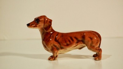 goebel dachshund figurine