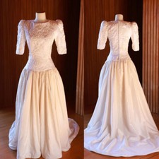 Vintage Carolina Satin Wedding Dresses Half Sleeves Beaded A Line Bridal Gowns