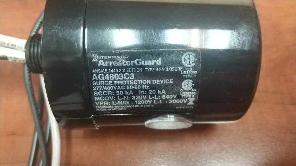 Dispositivo de protección contra sobretensiones Intermatic AG4803C3 6 modos 277/480 VAC 3Ph Y Foto 2 de 4