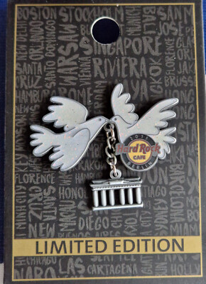 HRC Hard Rock Cafe Berlin Dove Dangling Brandenburg Gate 2015 LE250 NEW OVP