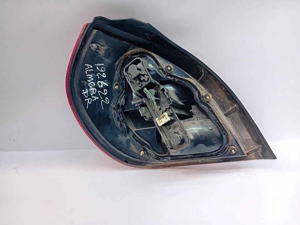 1046363 Piloto Trasero Derecho para NISSAN ALMERA (N16/E) Ambience 2002 - Imagen 3 de 4