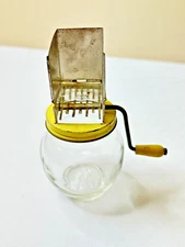 Vtg Anchor Hocking Nut Grinder Chopper Hand Crank Yellow Metal Top, Glass Jar 6"