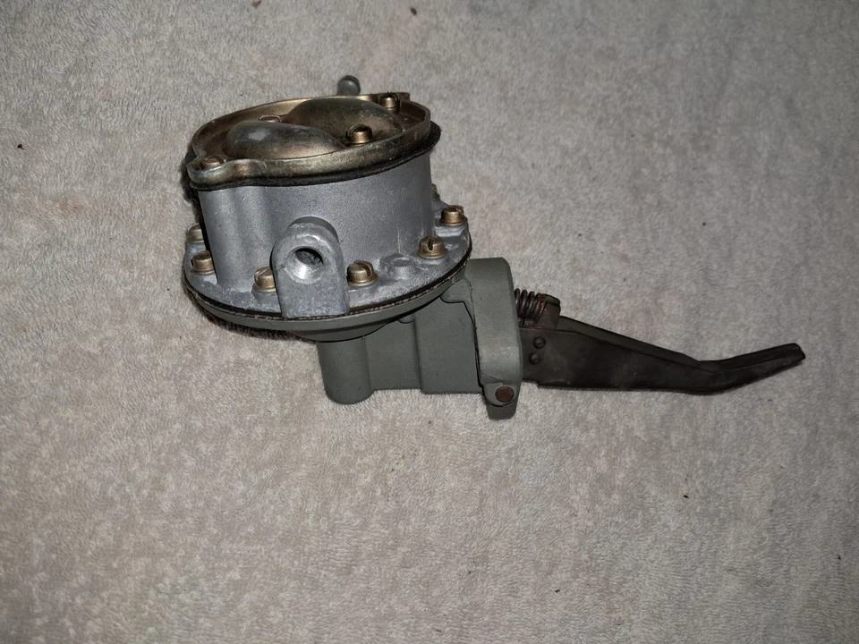 Bomba de combustible Airtex #40036 1977-1978 serie F 1977-1978 vintage nueva de colección con motor 460 Foto 2 de 4